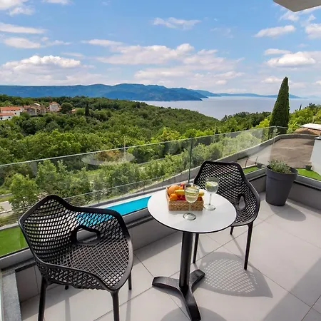 Lavinia Villa Moscenicka Draga